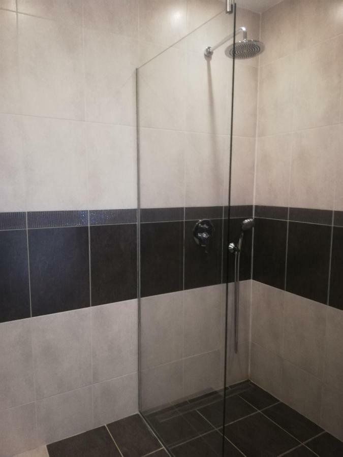 Senza apartman Bratislava Esterno foto